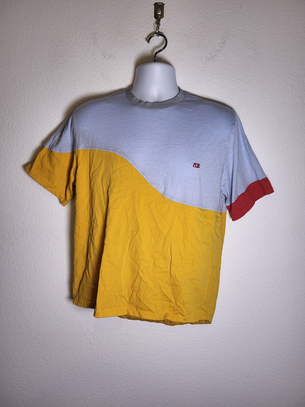 One432 Handmade Colorblock Crew Tee in Light Blue, Yellow & Red size Small